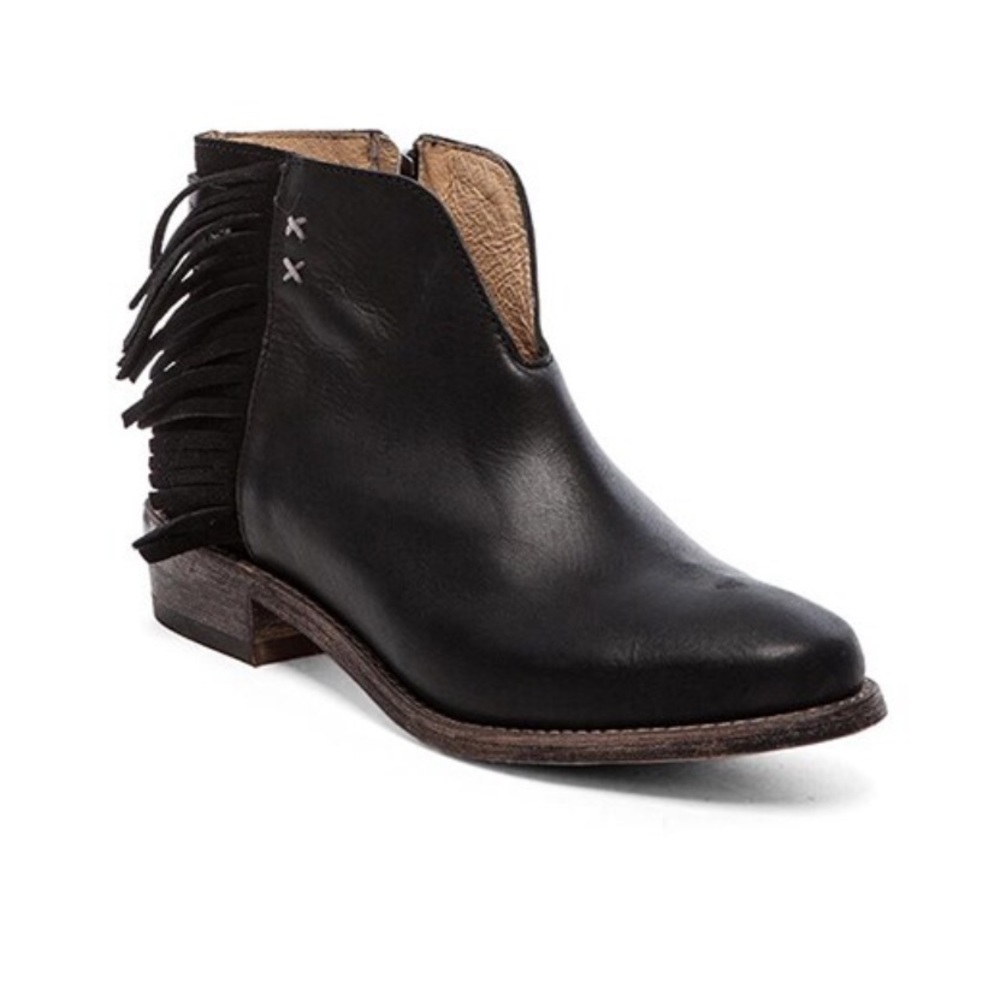 Koolaburra Dallas Boots 8.5